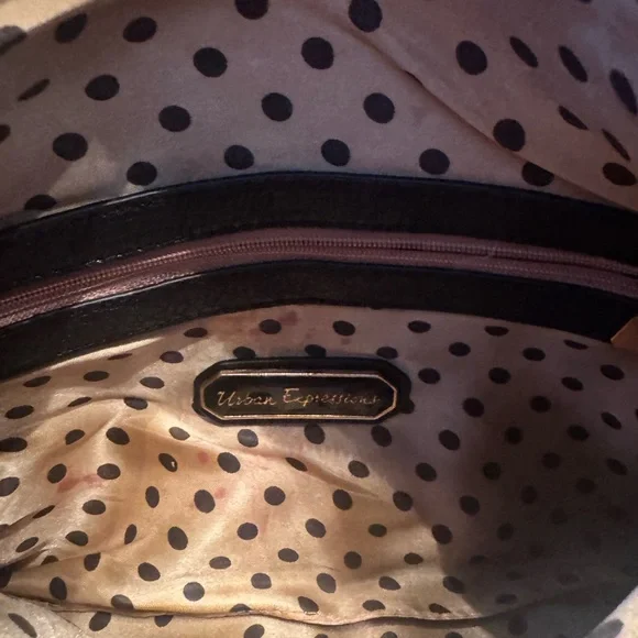 Elegant Leather Black Clutch or Shoulder Bag with Chain Strap 🖤 - Picture 4 of 4